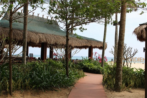 在通海县加盟REMICONE冰淇淋饮品奶茶开店会亏吗