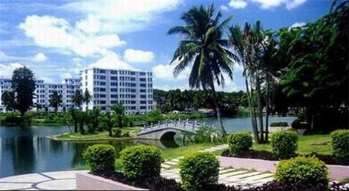 果畔水果切饮品的利润怎么样，加盟果畔水果切饮品投资成本高吗