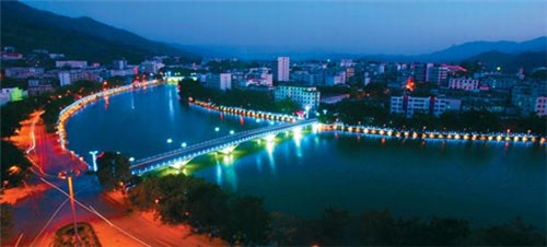 和平药房加盟费大概多少