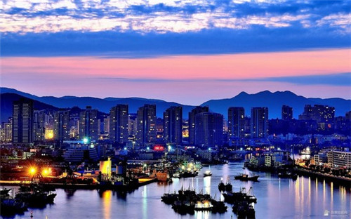 辽阳县汽车美容创业是加盟的好还是自己开店好，在辽阳县加盟鑫鑫汽车美容有市场吗